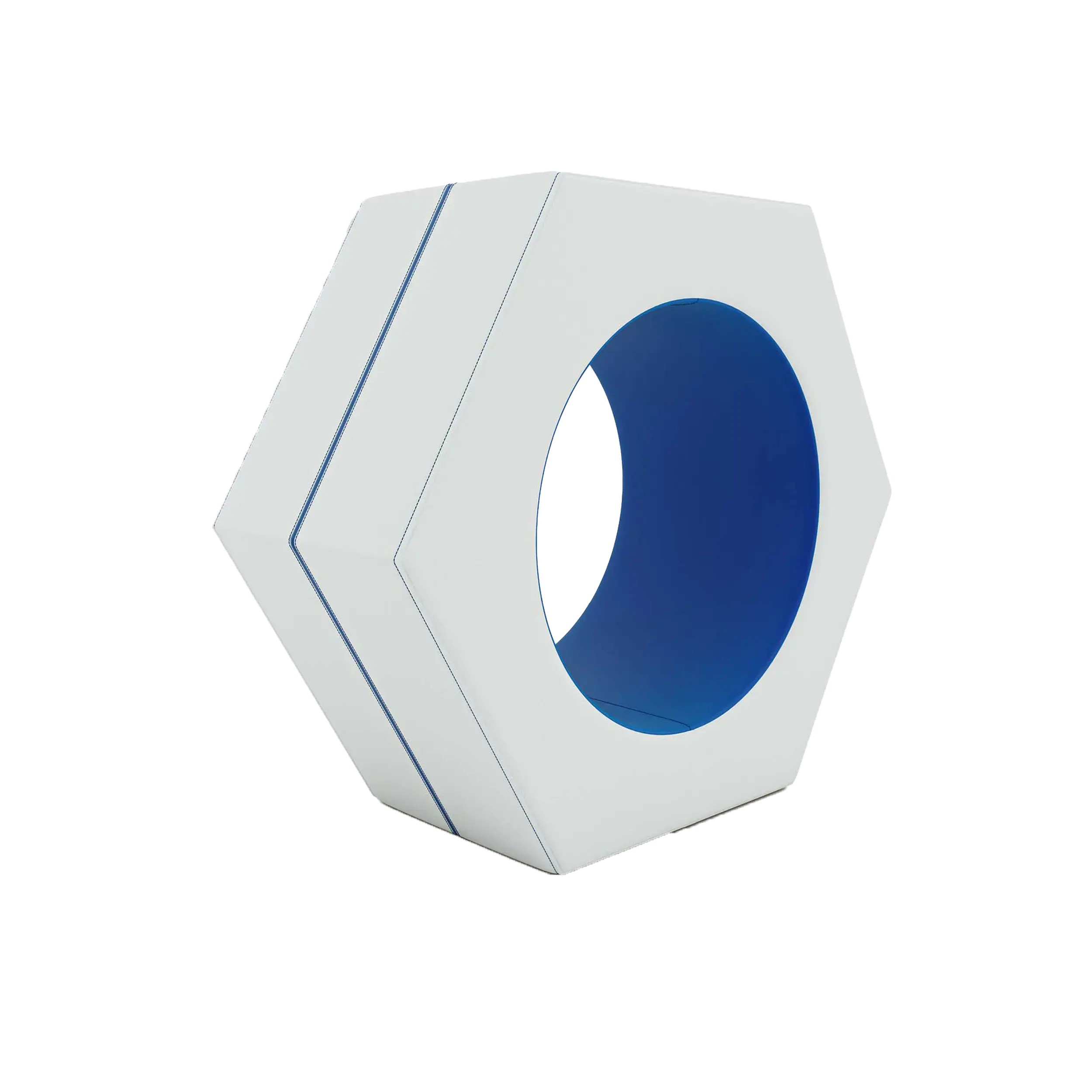 Lug Nest